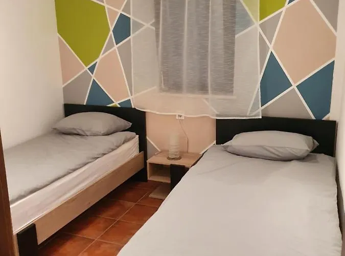 Breskvar Апартаменты *