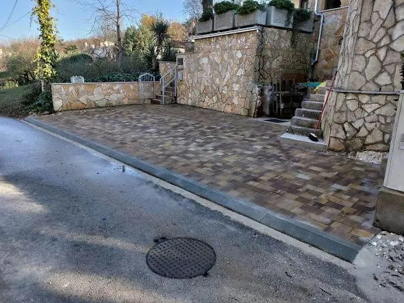 Breskvar Апартаменты